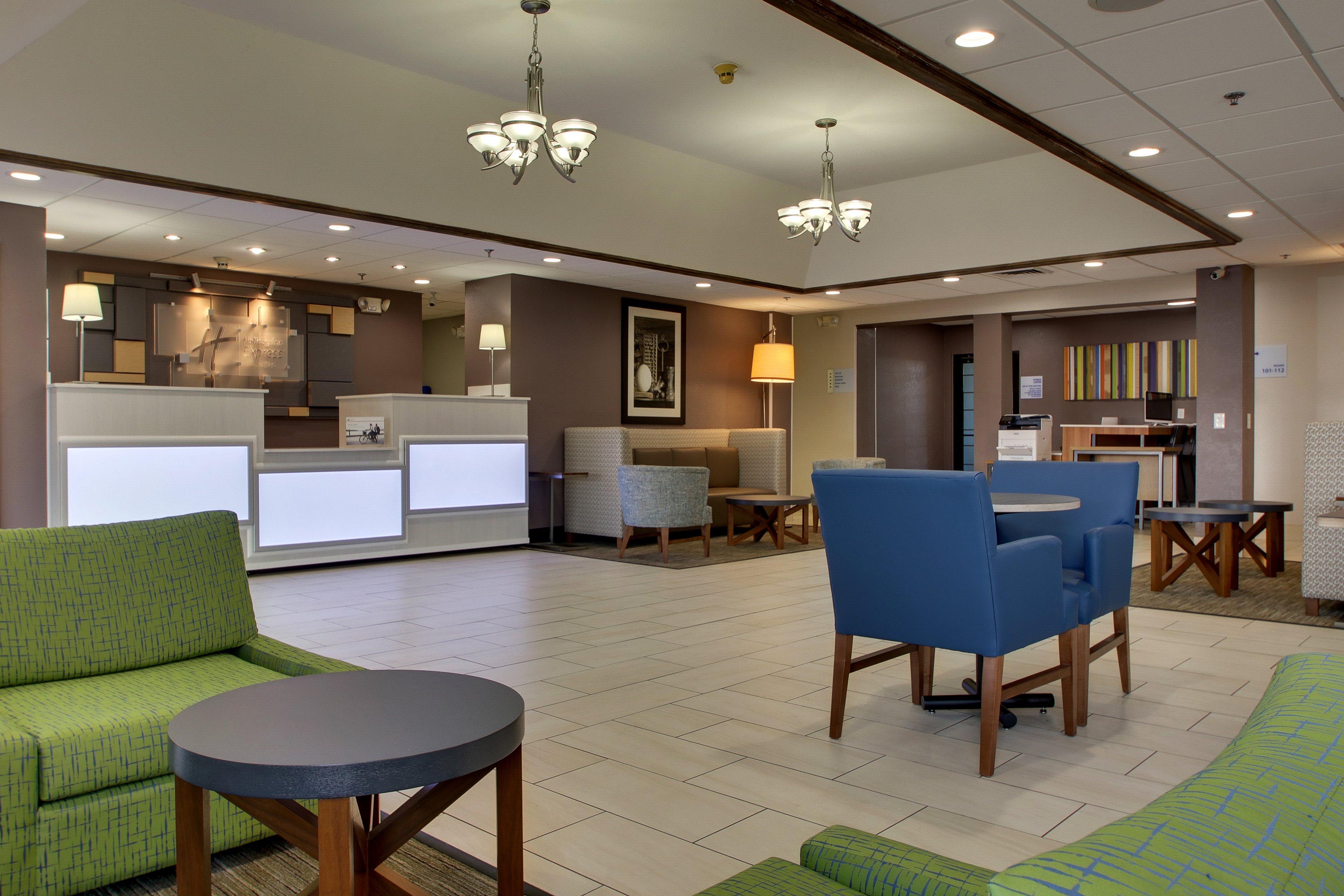 Holiday Inn Express Hotel & Suites Lebanon By Ihg Exterior photo